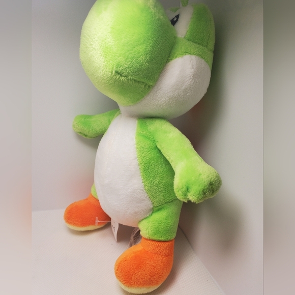 Nintendo Super Mario Yoshi Green 8" Bean Beanie Plush Stuffed - Picture 2 of 6